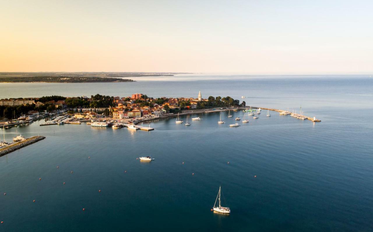 Casa Flora 3-Minutes' Walk From The Beach Novigrad  Exterior photo